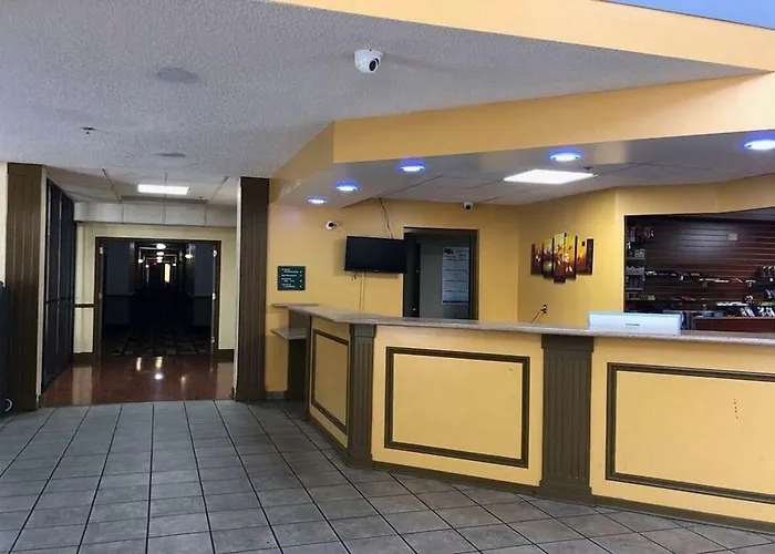 Oyo I-44 Midtown Hotel