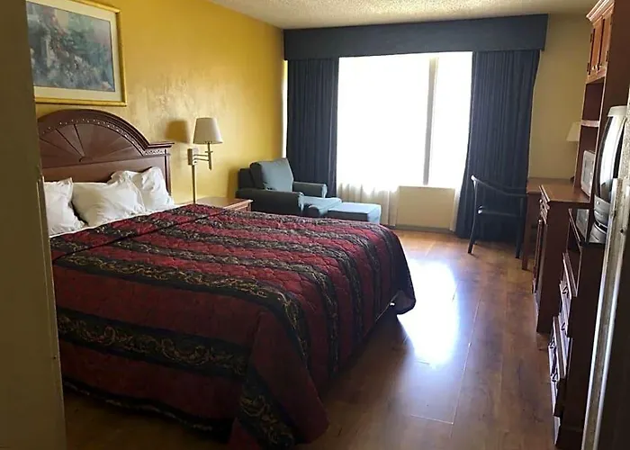 Oyo I-44 Midtown Hotel 2*