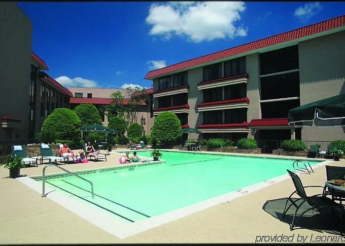 Hotel Oyo I-44 Midtown 2*