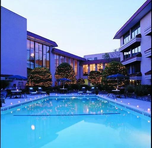 Oyo I-44 Midtown Hotel 2*